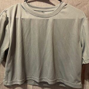 Womens NWOT Light Gray/Silver SHEIN Crop Top